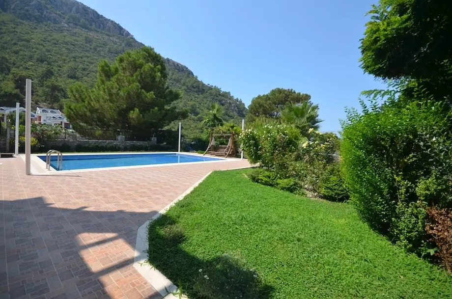 Real estate in Ovacik